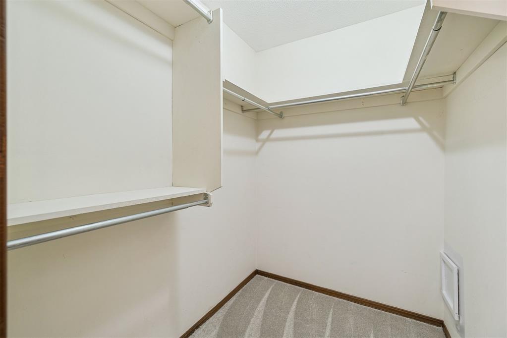 11805 Ashford Drive Property Photo 41
