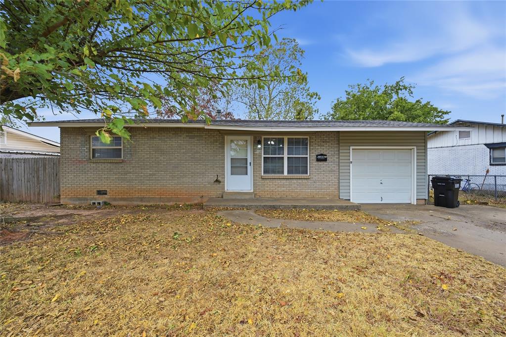 2117 Queensbury Road Property Photo 1