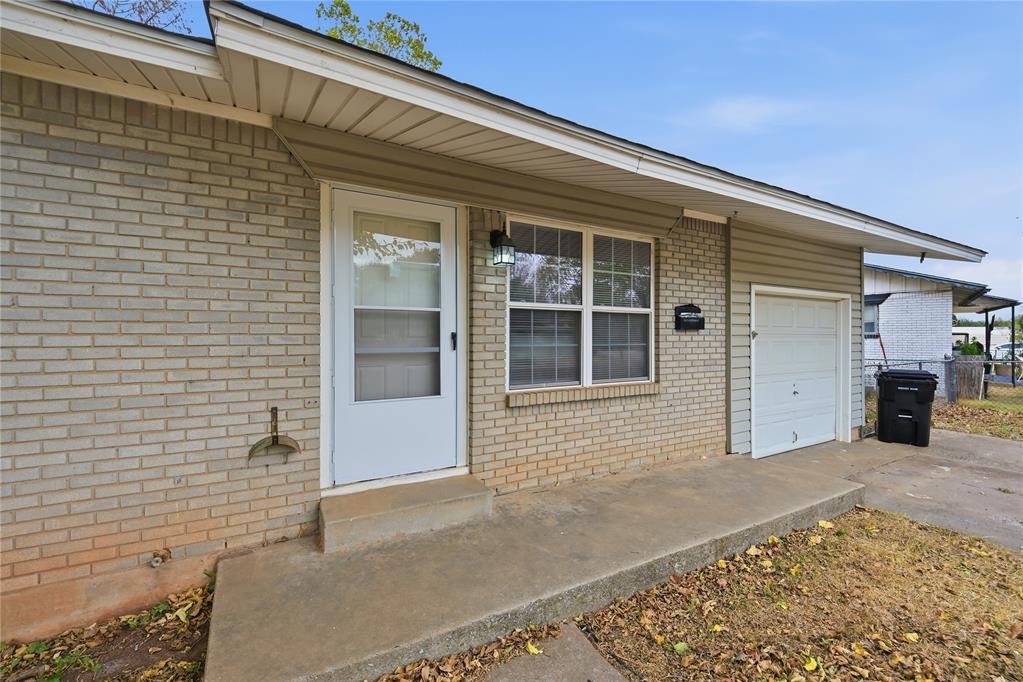 2117 Queensbury Road Property Photo 3