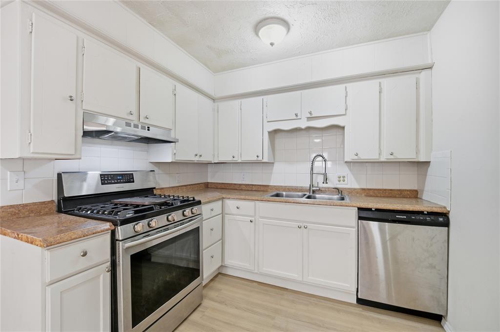 2117 Queensbury Road Property Photo 10