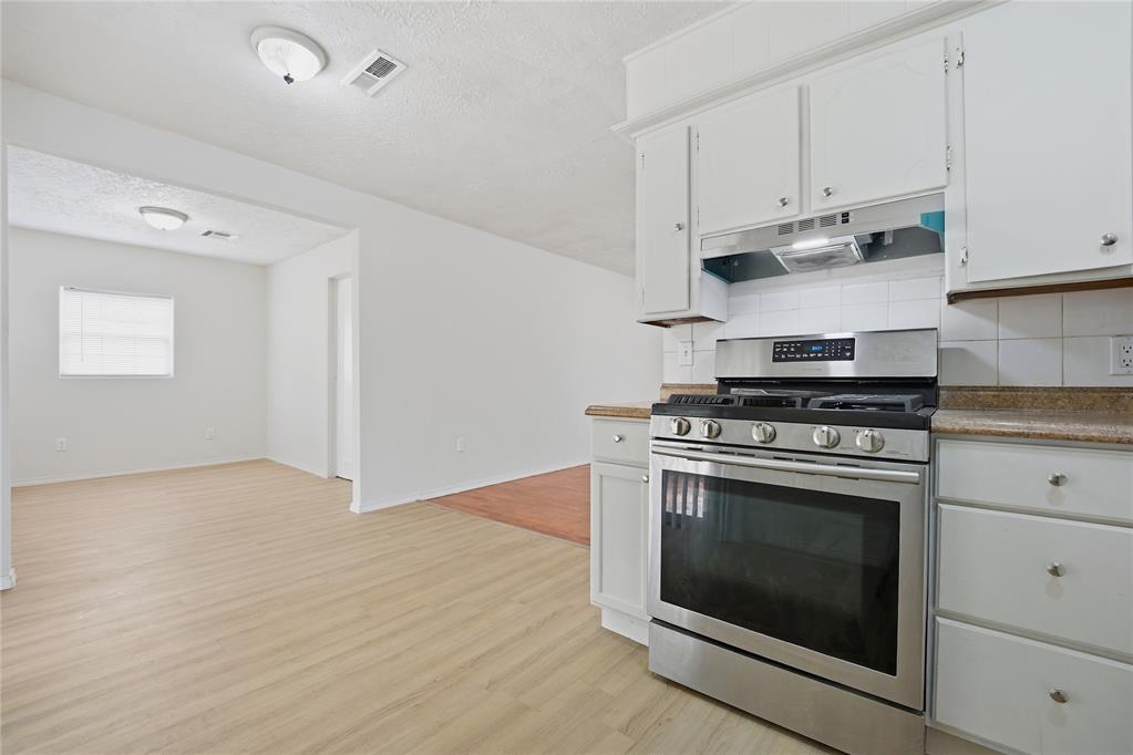 2117 Queensbury Road Property Photo 12