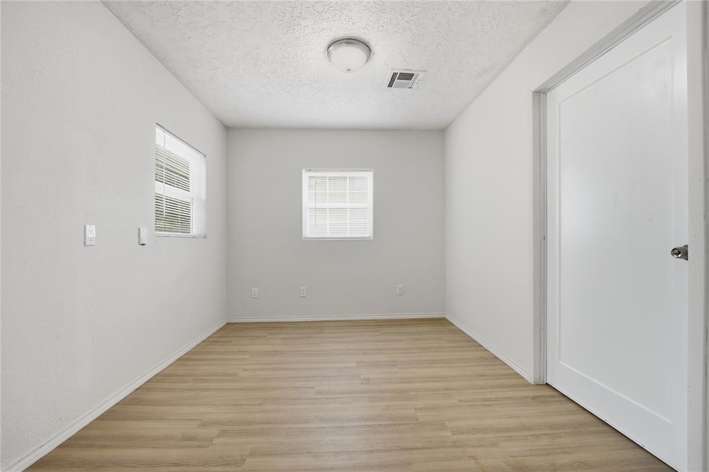 2117 Queensbury Road Property Photo 13