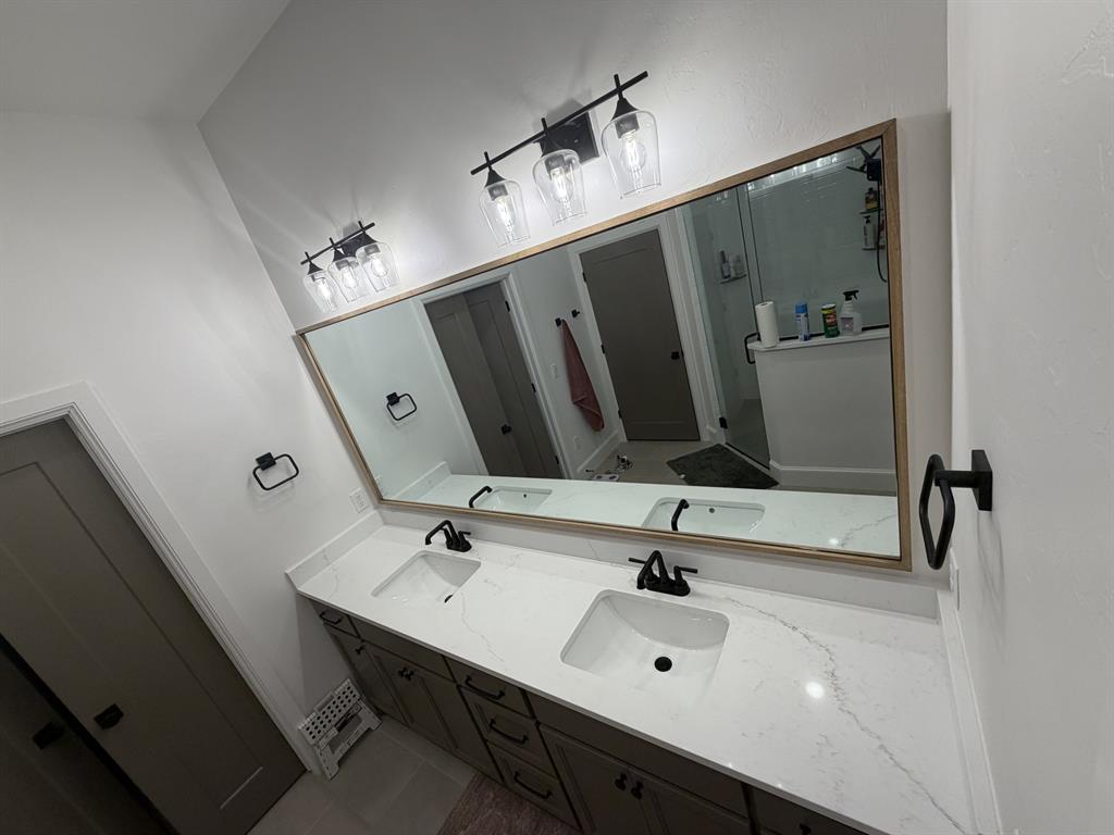 416 Explorer Trail Property Photo 21