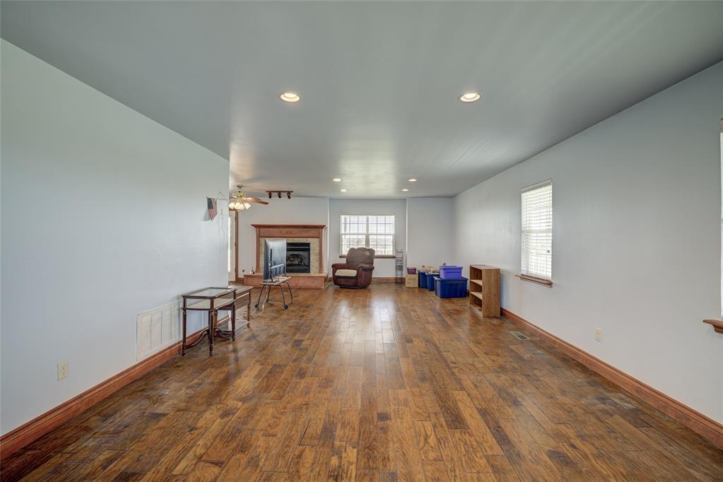 12900 Country Lane Property Photo 10