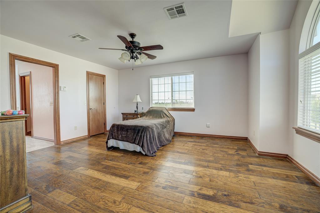12900 Country Lane Property Photo 19