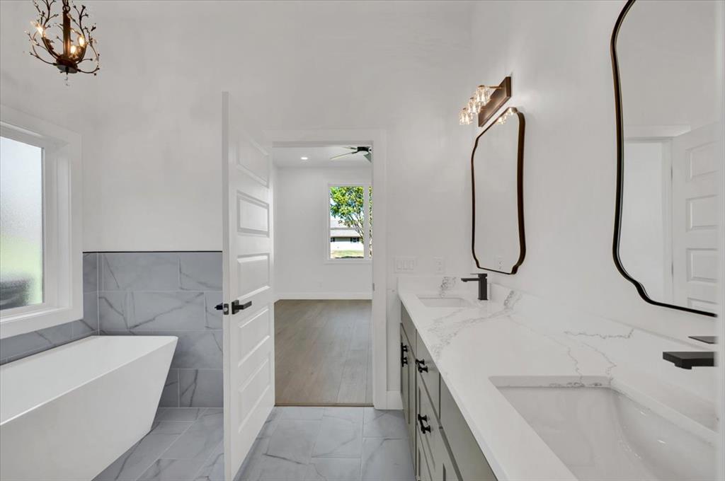 2320 Baker Street Property Photo 18