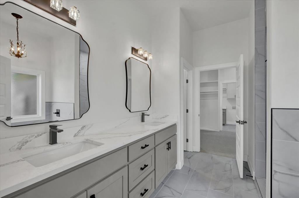 2320 Baker Street Property Photo 21