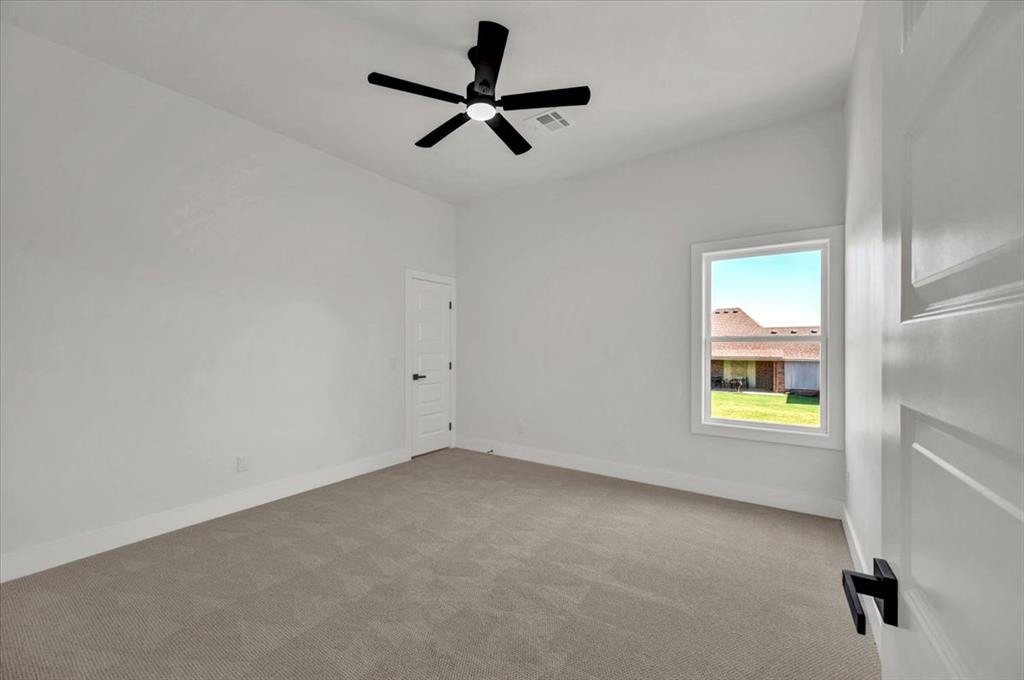 2320 Baker Street Property Photo 30