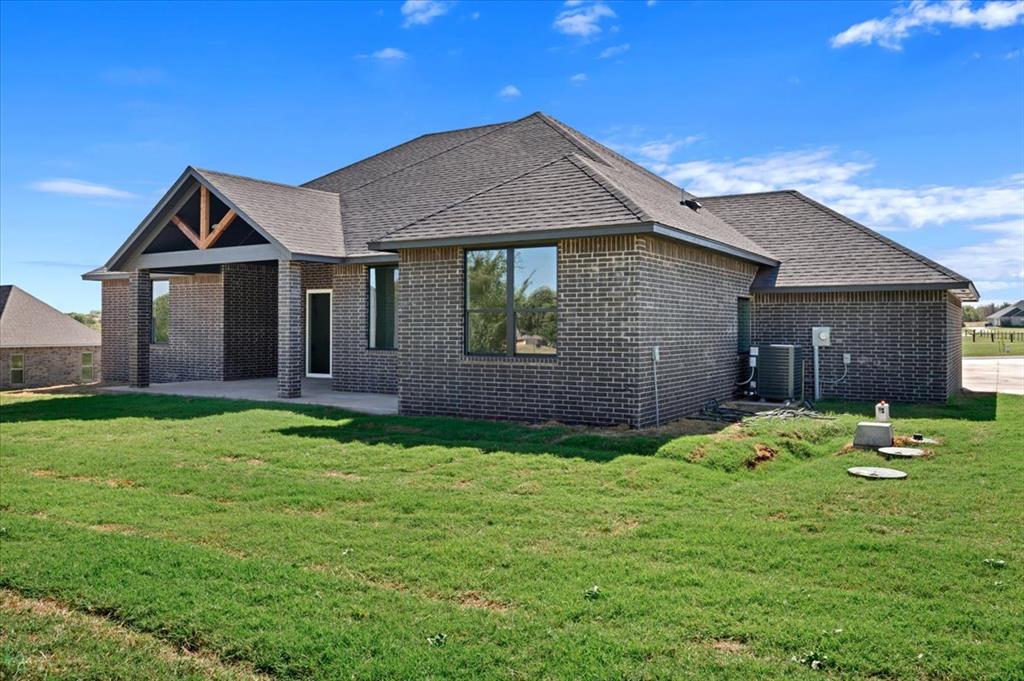 2320 Baker Street Property Photo 36