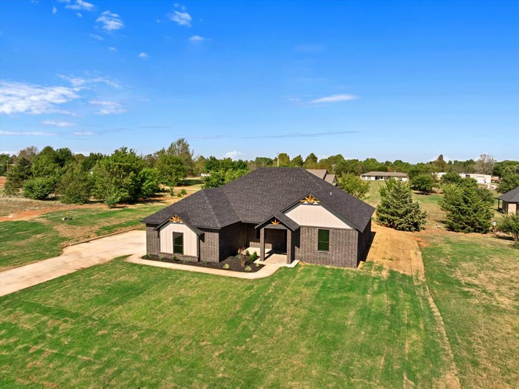 2320 Baker Street Property Photo 42