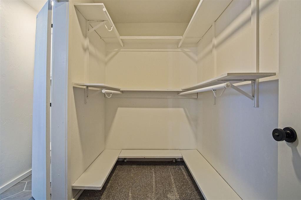 10751 Shady Oaks Lane Property Photo 28