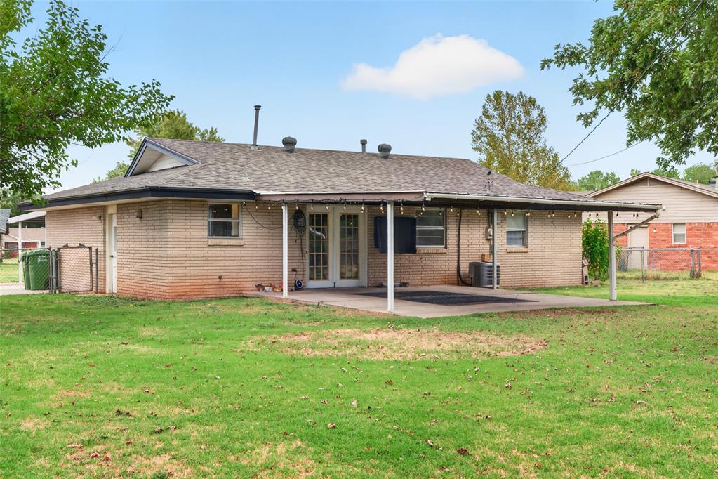 212 Vine Street Property Photo 15