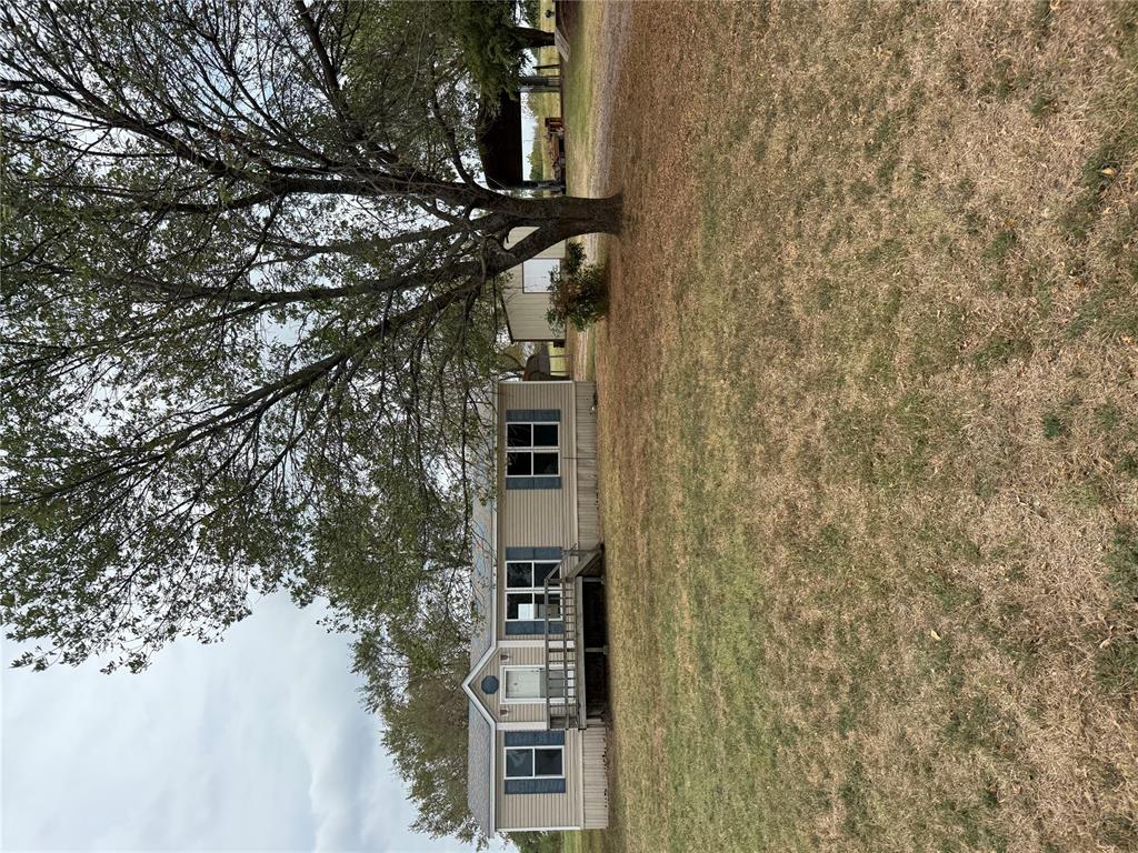 350341 E 890 Road Property Photo 3