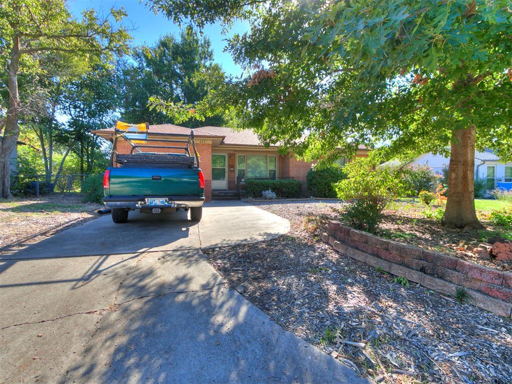 625 Sherwood Drive Property Photo 1