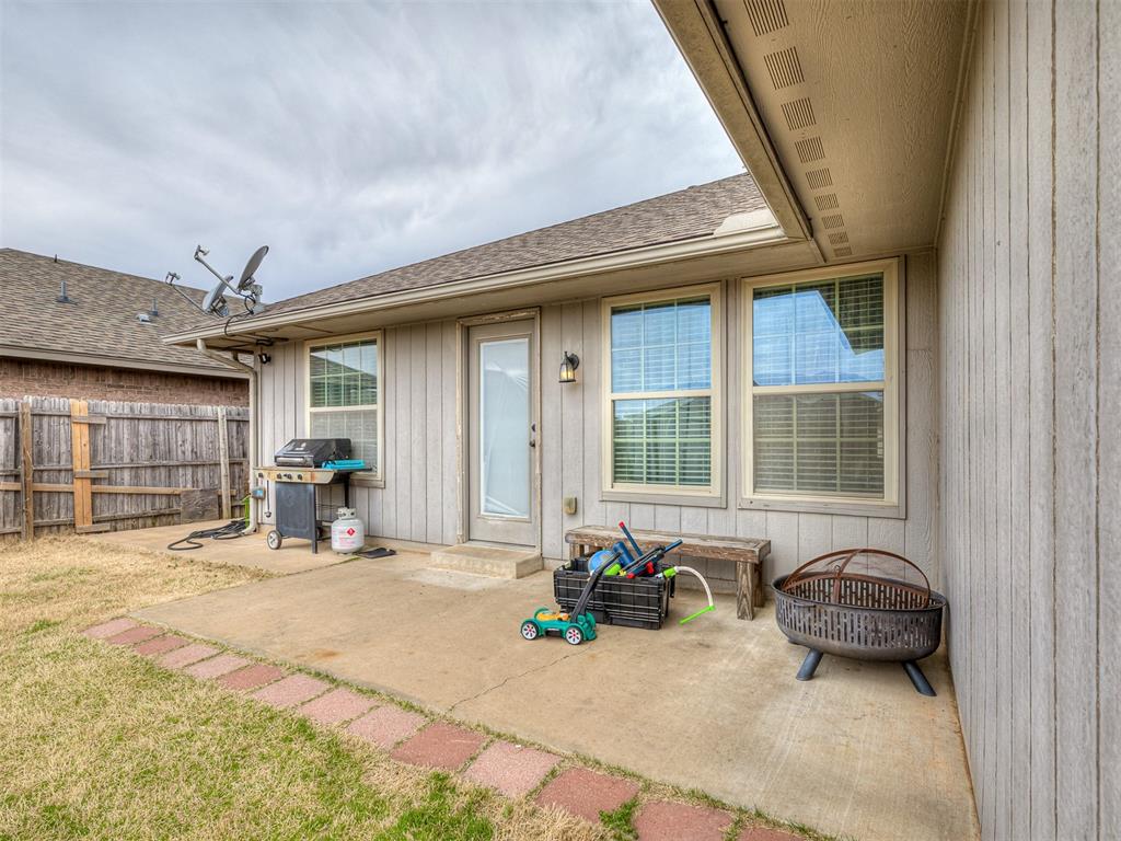 5610 Clearwater Drive Property Photo 30