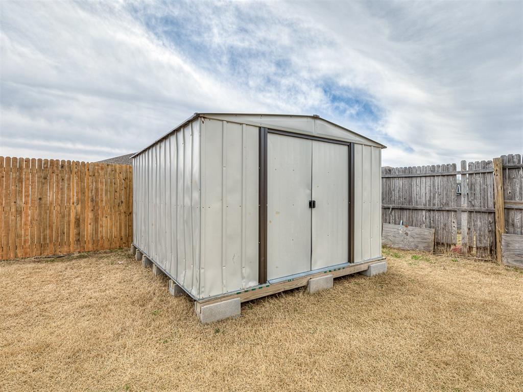 5610 Clearwater Drive Property Photo 34