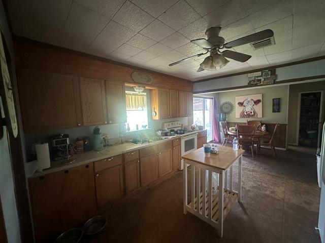18096 E 1170 Road Property Photo 2