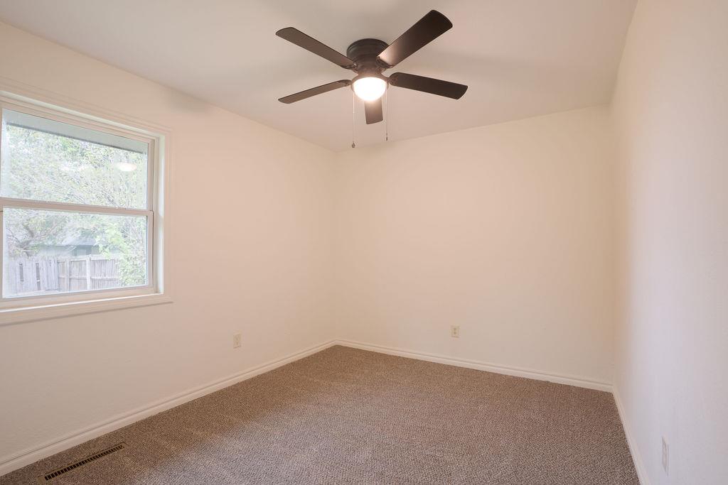 833 Nw 115th Street Property Photo 16