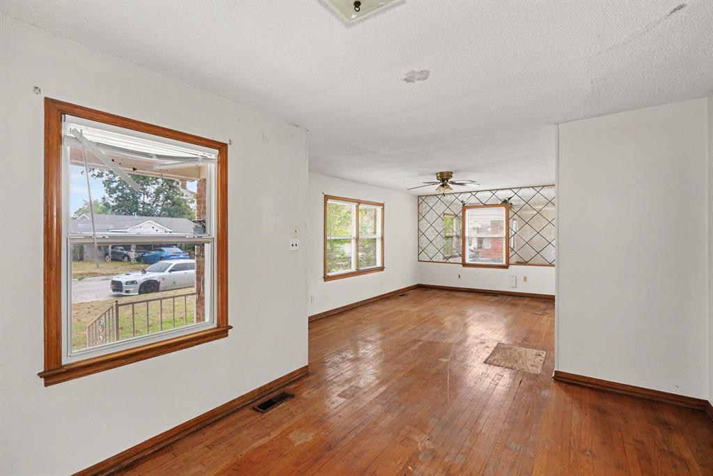 1604 Sw 39th Street Property Photo 6