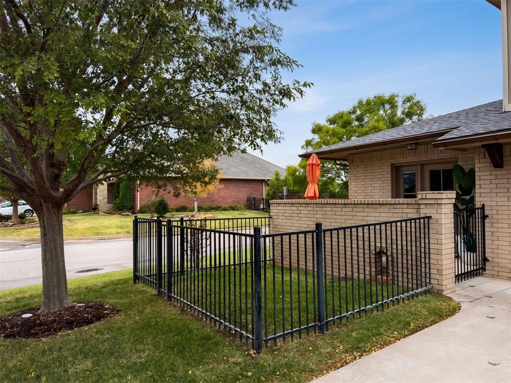 2228 Vineyard Boulevard Property Photo 17