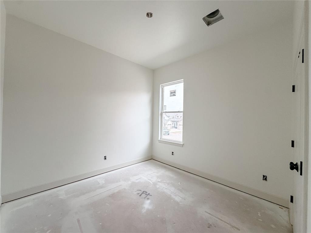 932 Statehood Street Property Photo 4