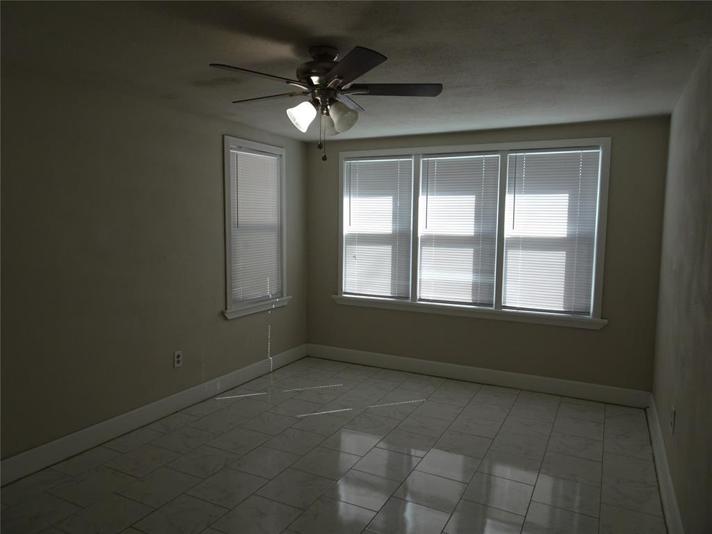 2612 Nw 32nd Street Property Photo 33