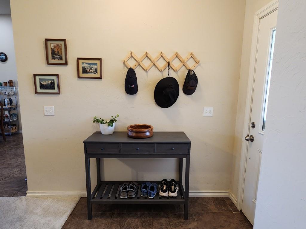 3025 White Tail Drive Property Photo 3