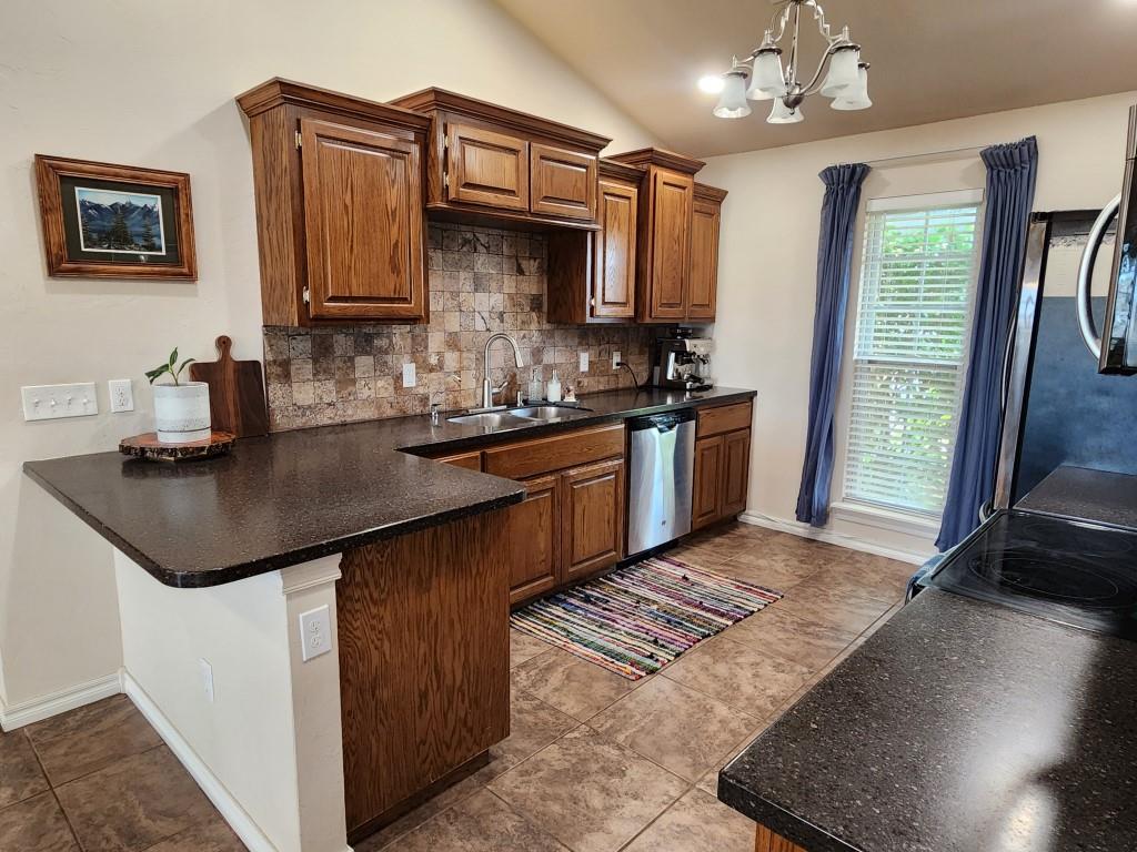 3025 White Tail Drive Property Photo 9