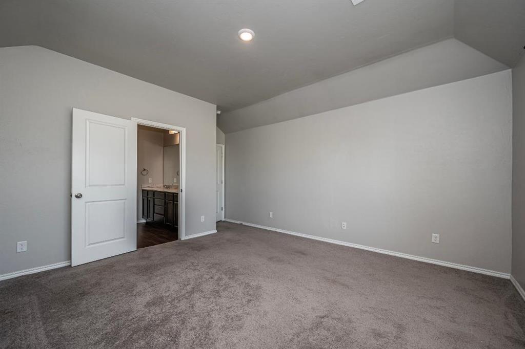 1281 Lakeview Drive Property Photo 18