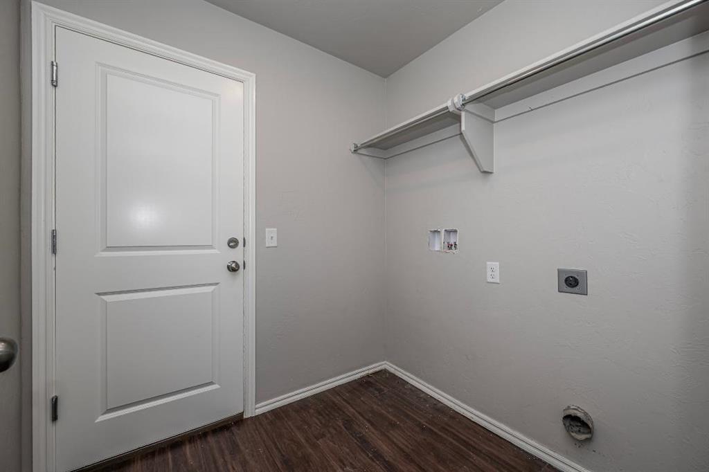 1281 Lakeview Drive Property Photo 22