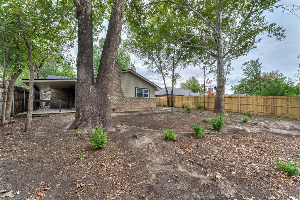 2521 N Redmond Avenue Property Photo 16