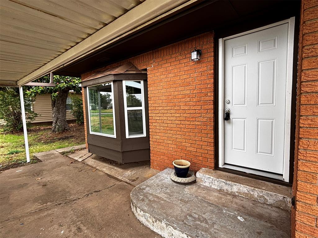 214 S 6th Street Property Photo 4