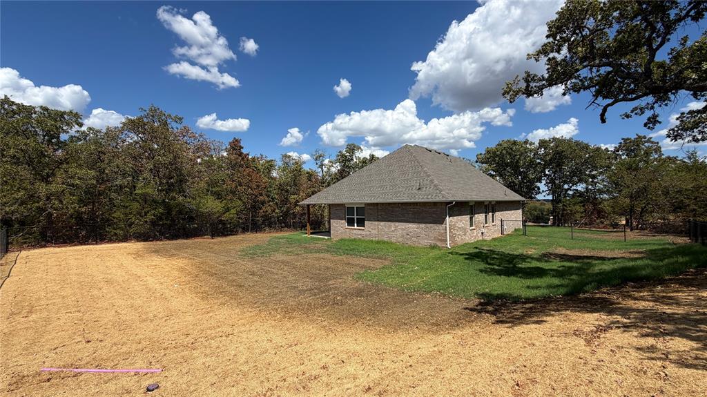 17601 Blackhawk Court Property Photo 6