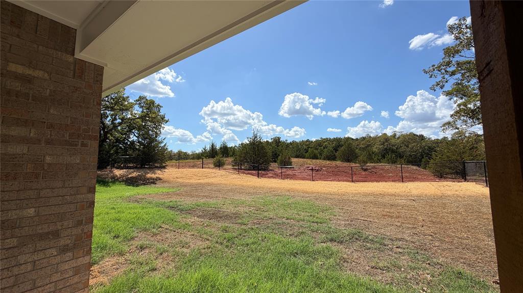 17601 Blackhawk Court Property Photo 8