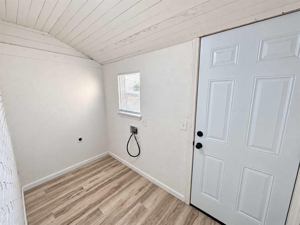 2200 Ne 19th Street Property Photo 13