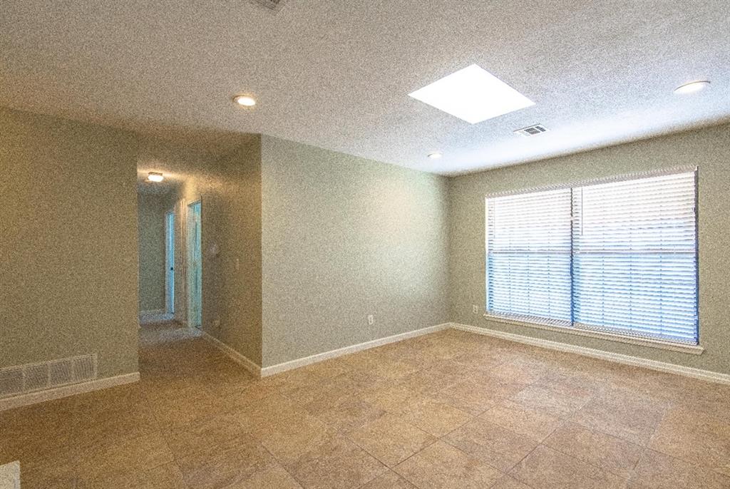 12500 Sw 4th Street Property Photo 3