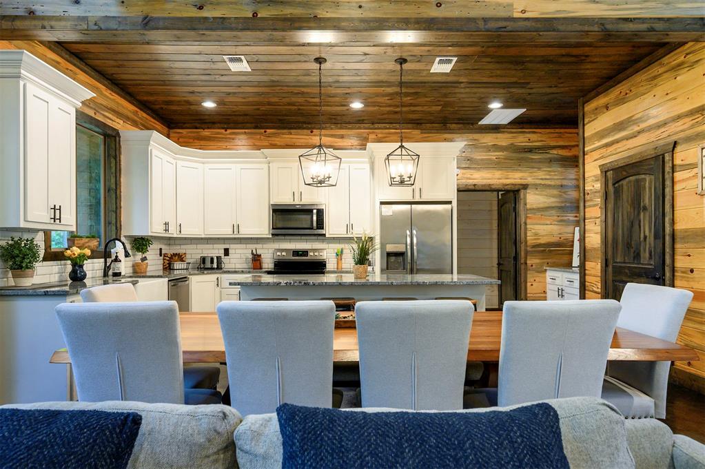2093 Pine Hills Road Property Photo 15