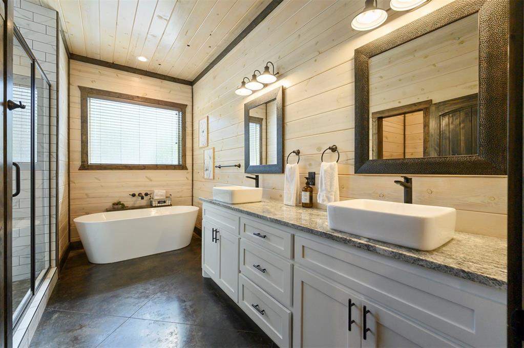 2093 Pine Hills Road Property Photo 26