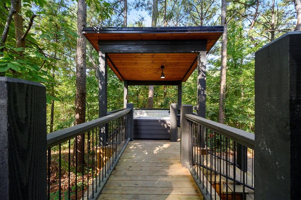 2093 Pine Hills Road Property Photo 43