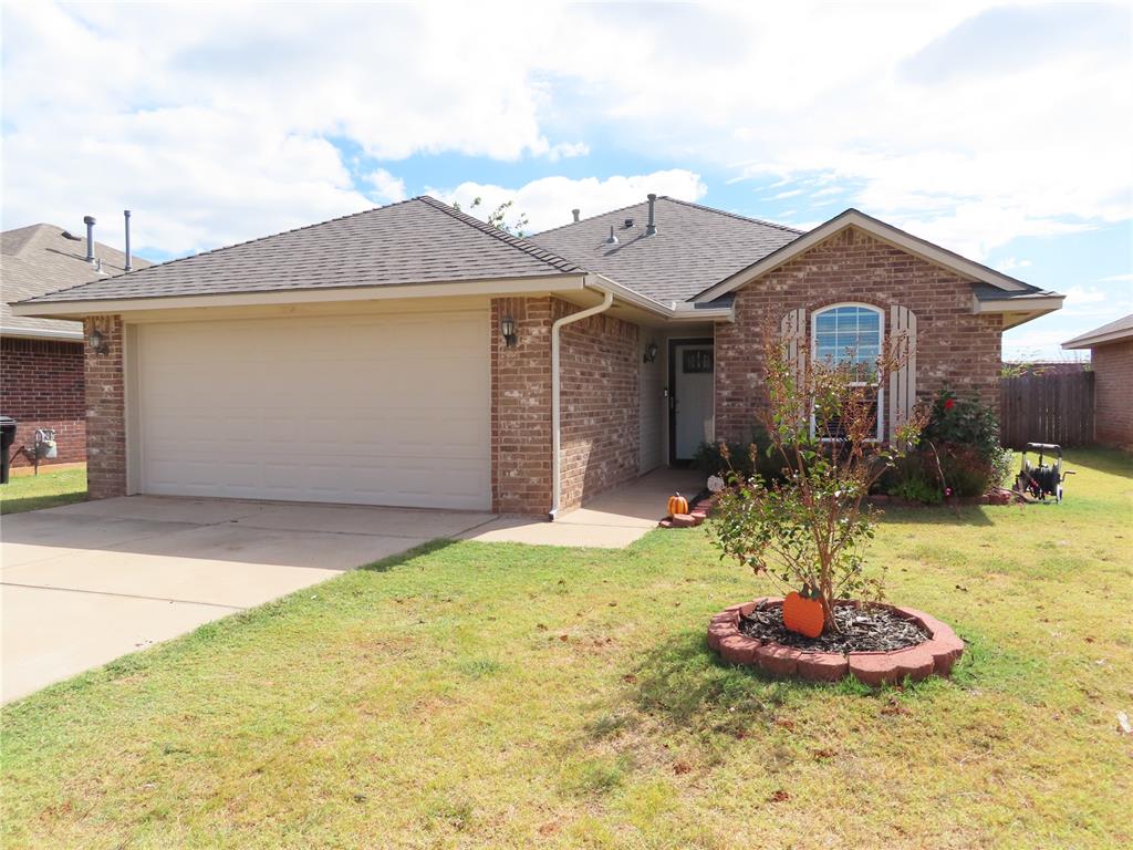 304 SW 44th Street Property Photo 1