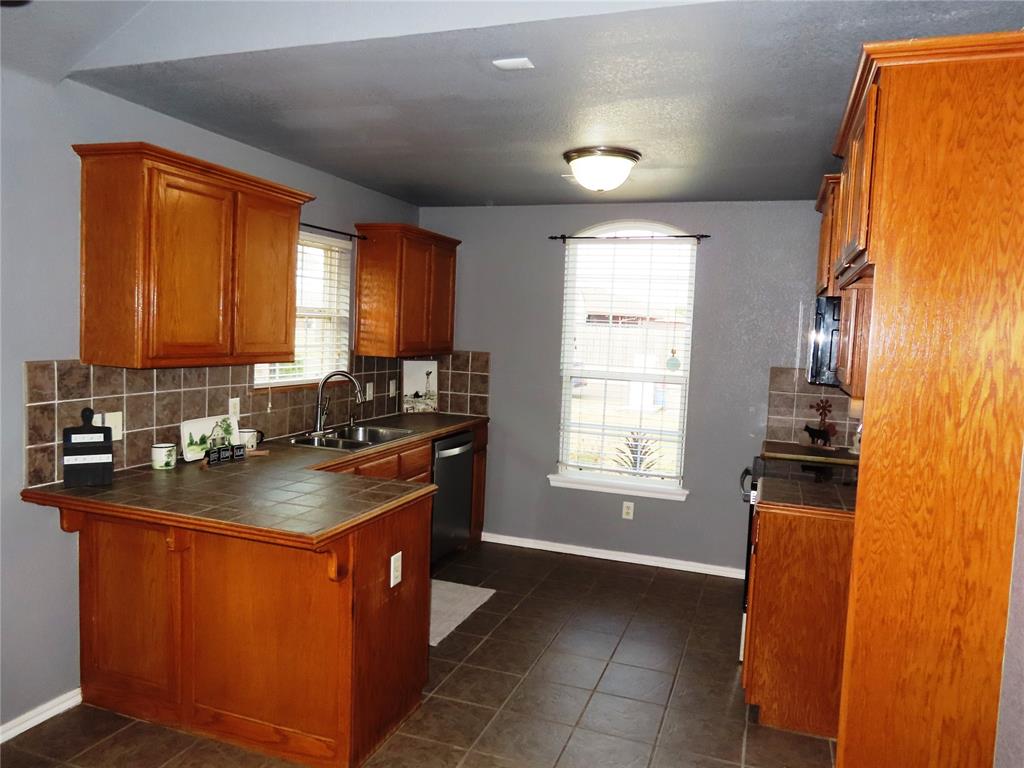 304 Sw 44th Street Property Photo 6