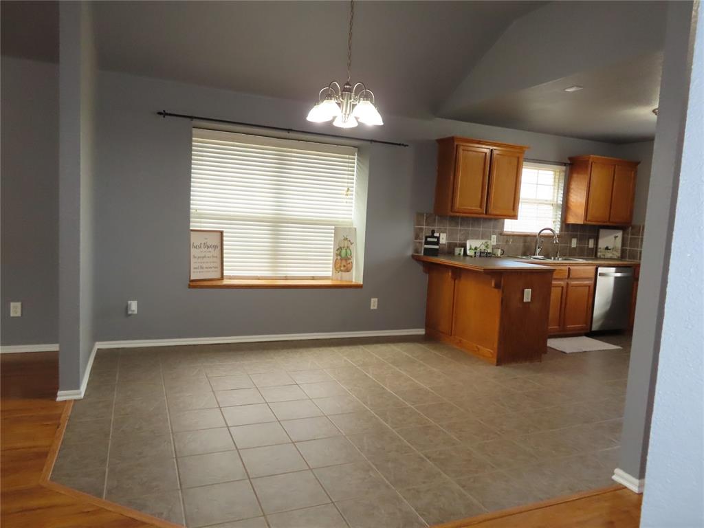 304 Sw 44th Street Property Photo 9