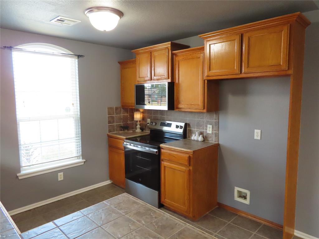 304 Sw 44th Street Property Photo 11