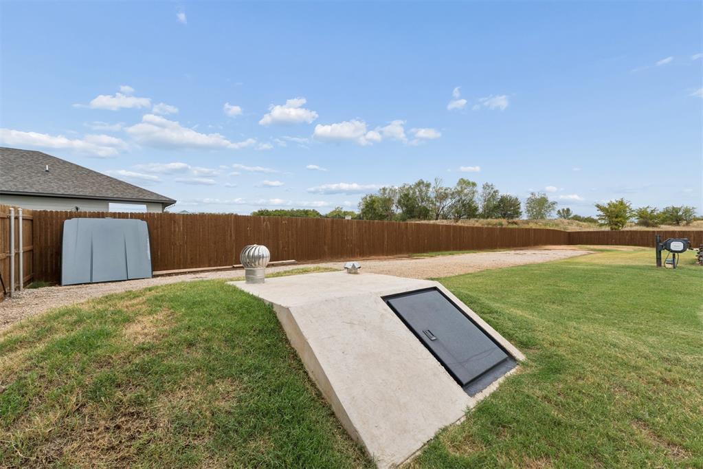 1934 Eli Avenue Property Photo 33