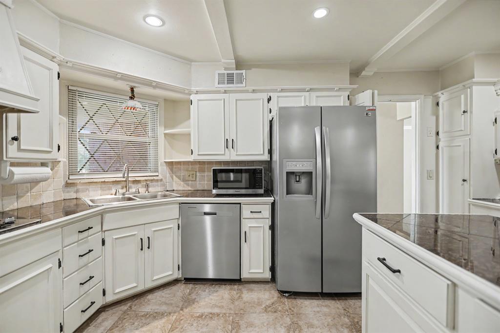 2518 Nw 51st Street Property Photo 5