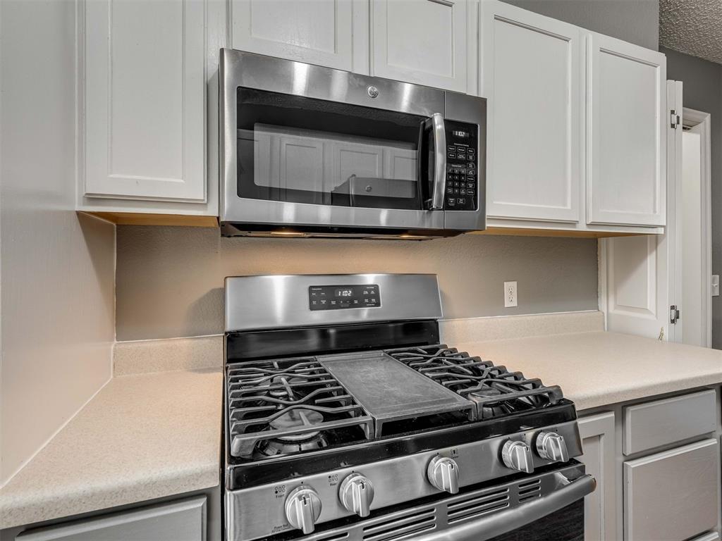 1813 Twin Tree Drive Property Photo 15