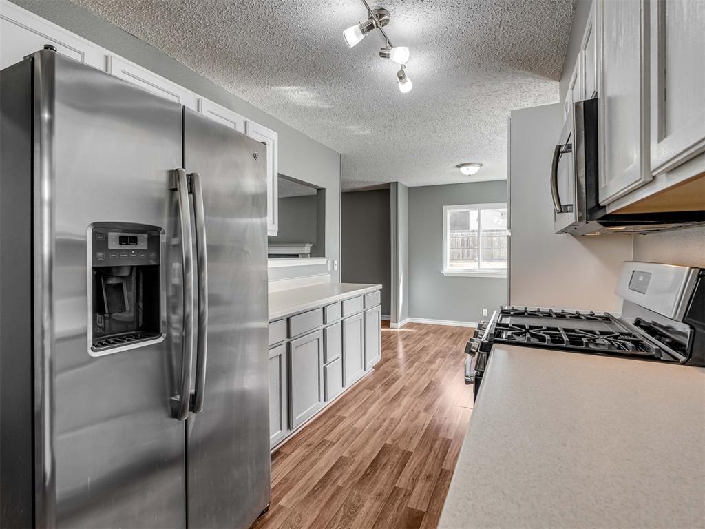 1813 Twin Tree Drive Property Photo 16