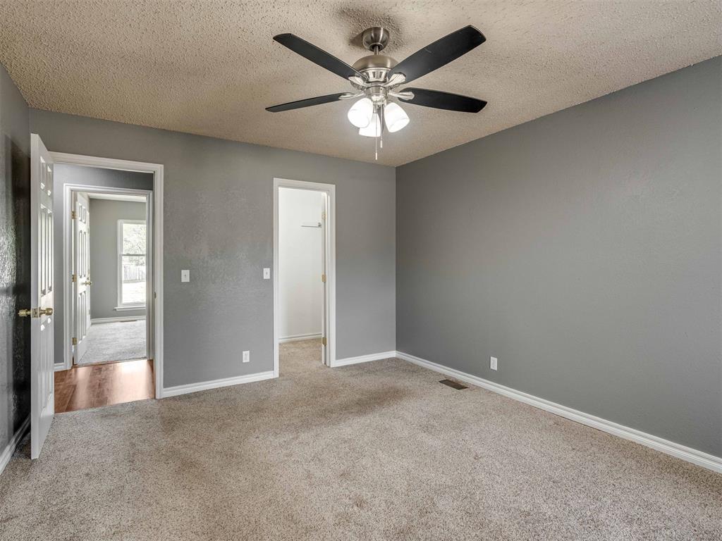 1813 Twin Tree Drive Property Photo 18