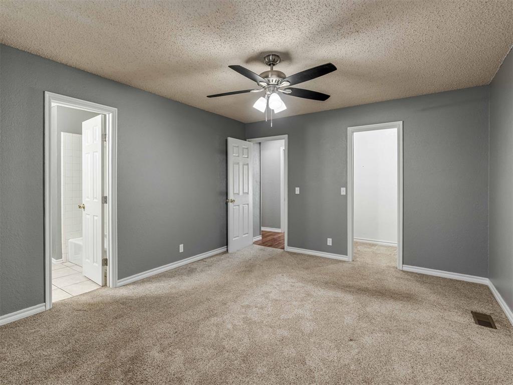 1813 Twin Tree Drive Property Photo 19