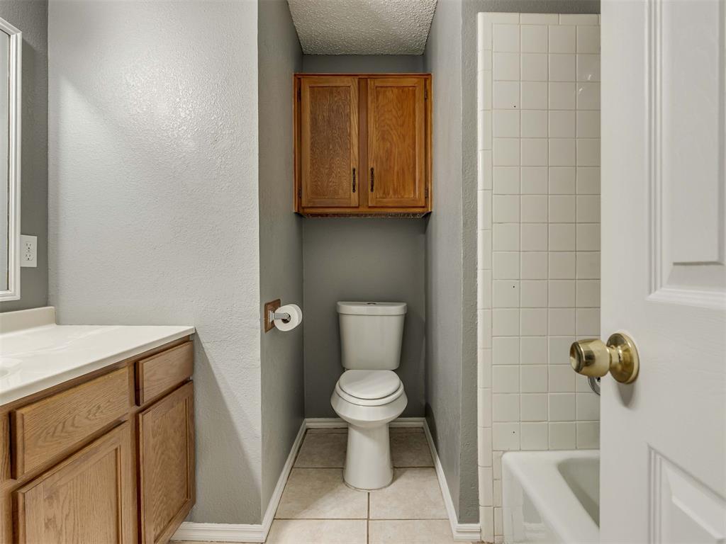 1813 Twin Tree Drive Property Photo 20